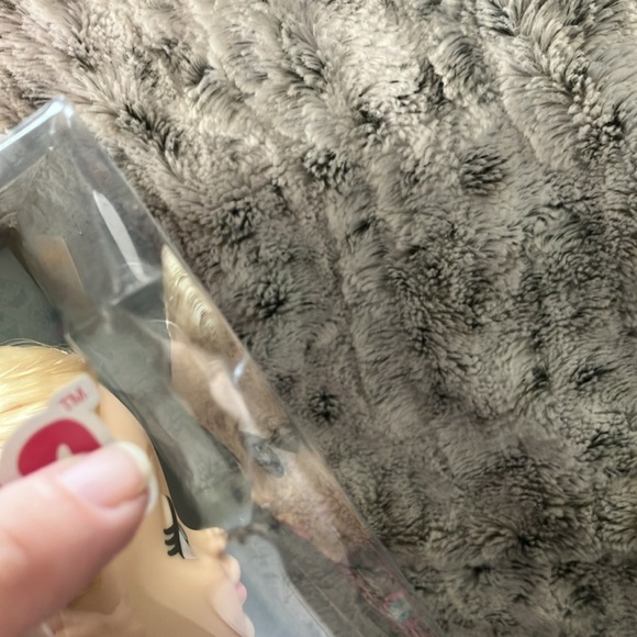 Pocket Watch Love Diana cheerleader/ roller skater doll HTF 13 inch new box, NIB - Picture 3 of 3